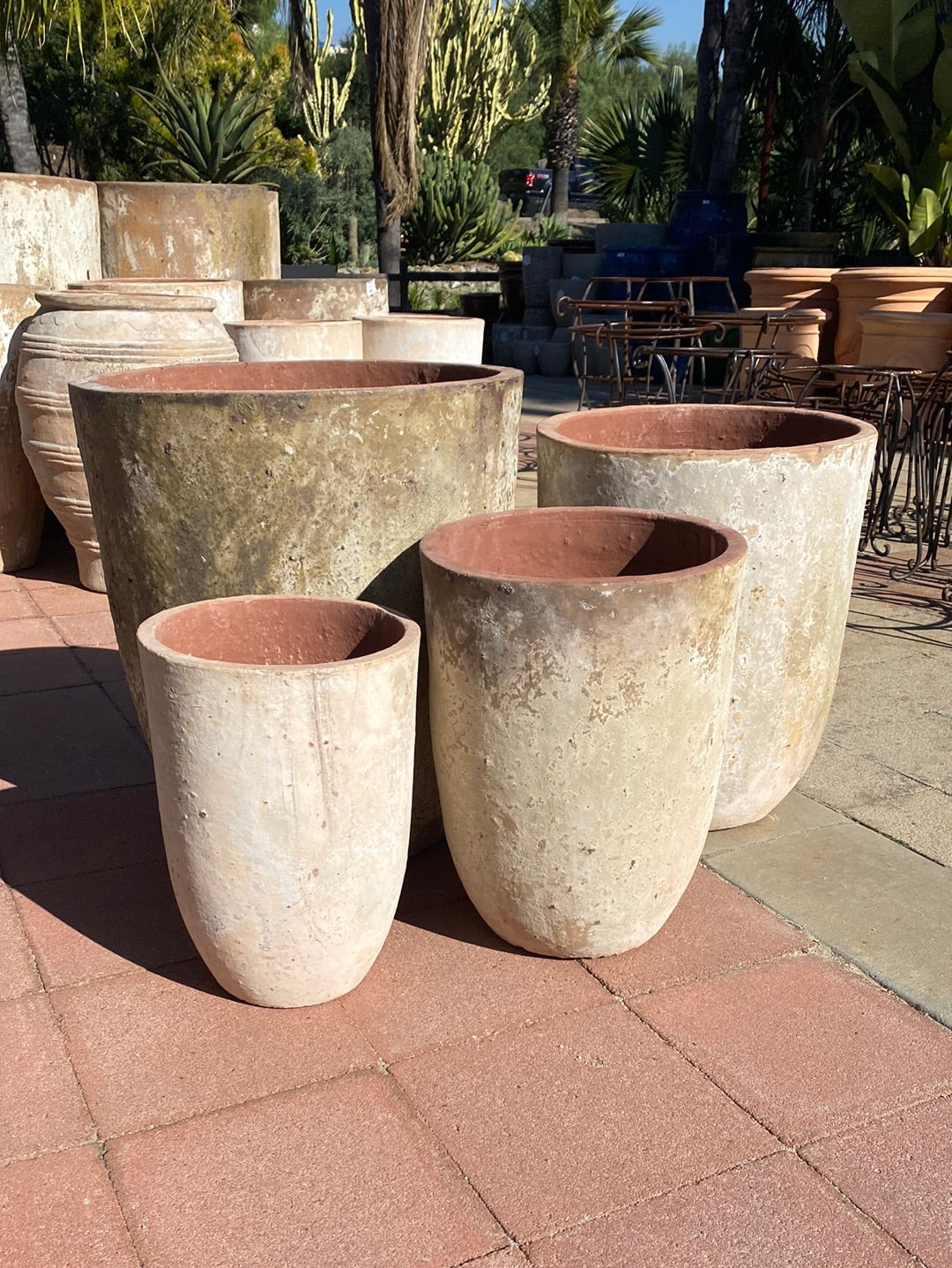 Catania Jeremie Round Planter