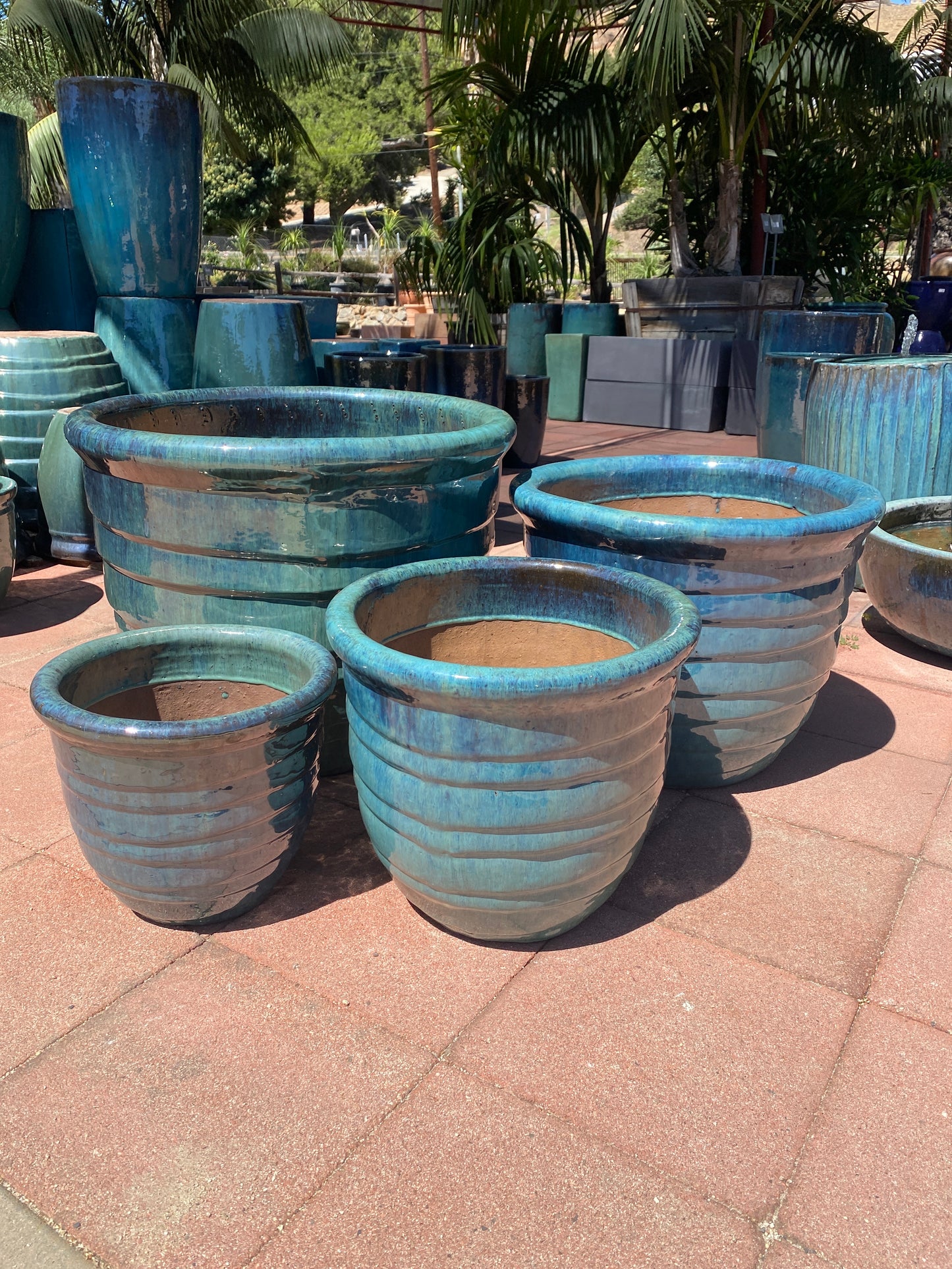 Mendocino Orto Round Planter