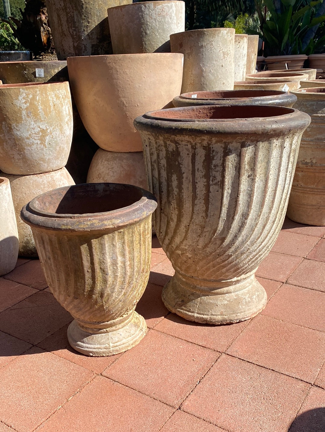 Catania Winterset Urn