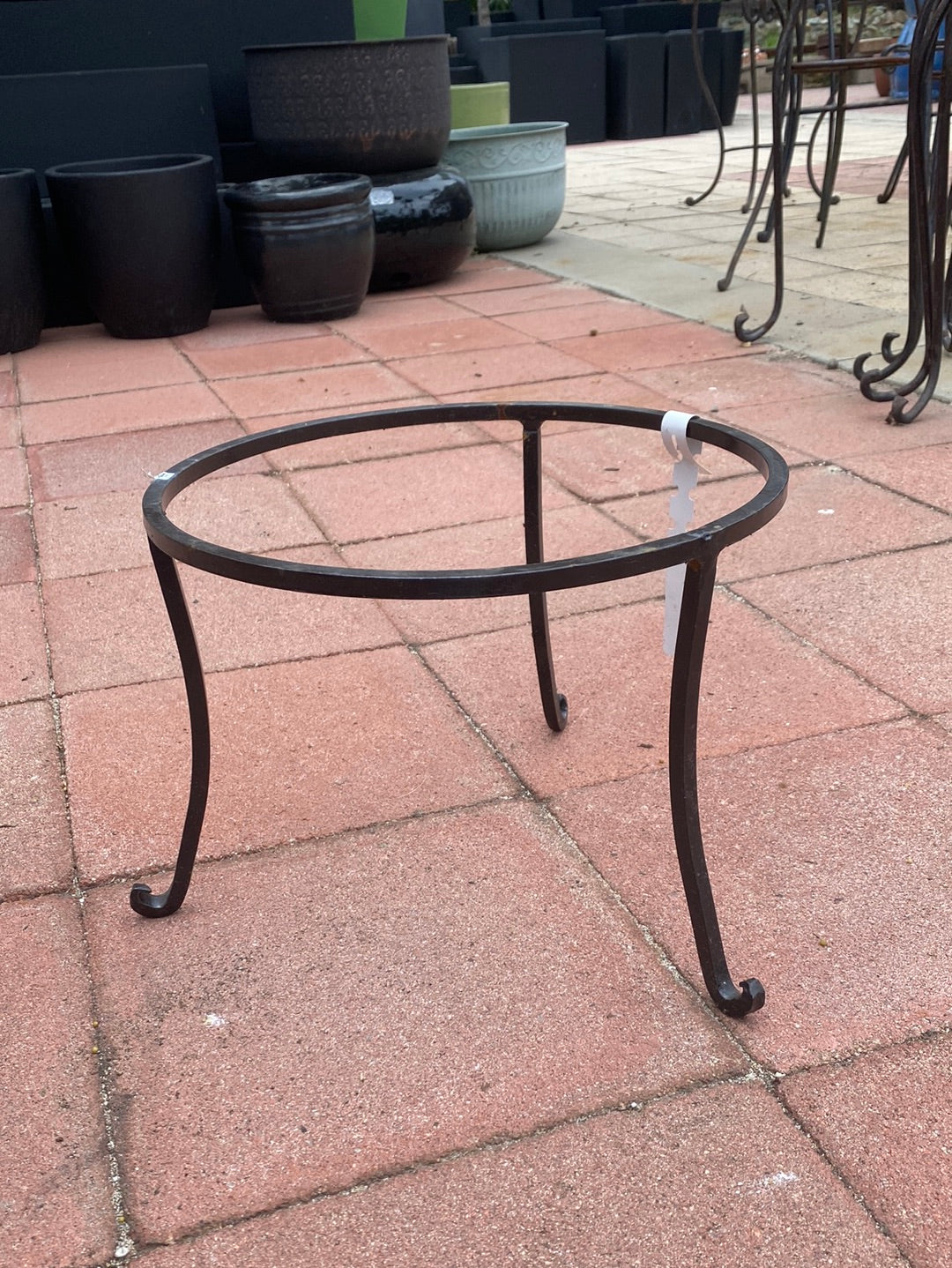 Medium Single Legged Iron Stand