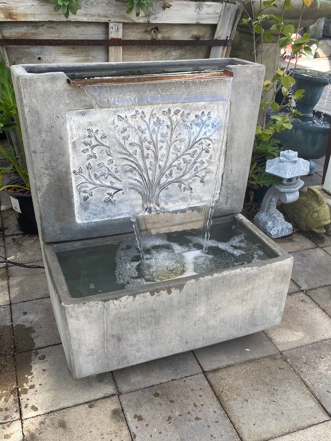 Grand Oak Wall Fountain