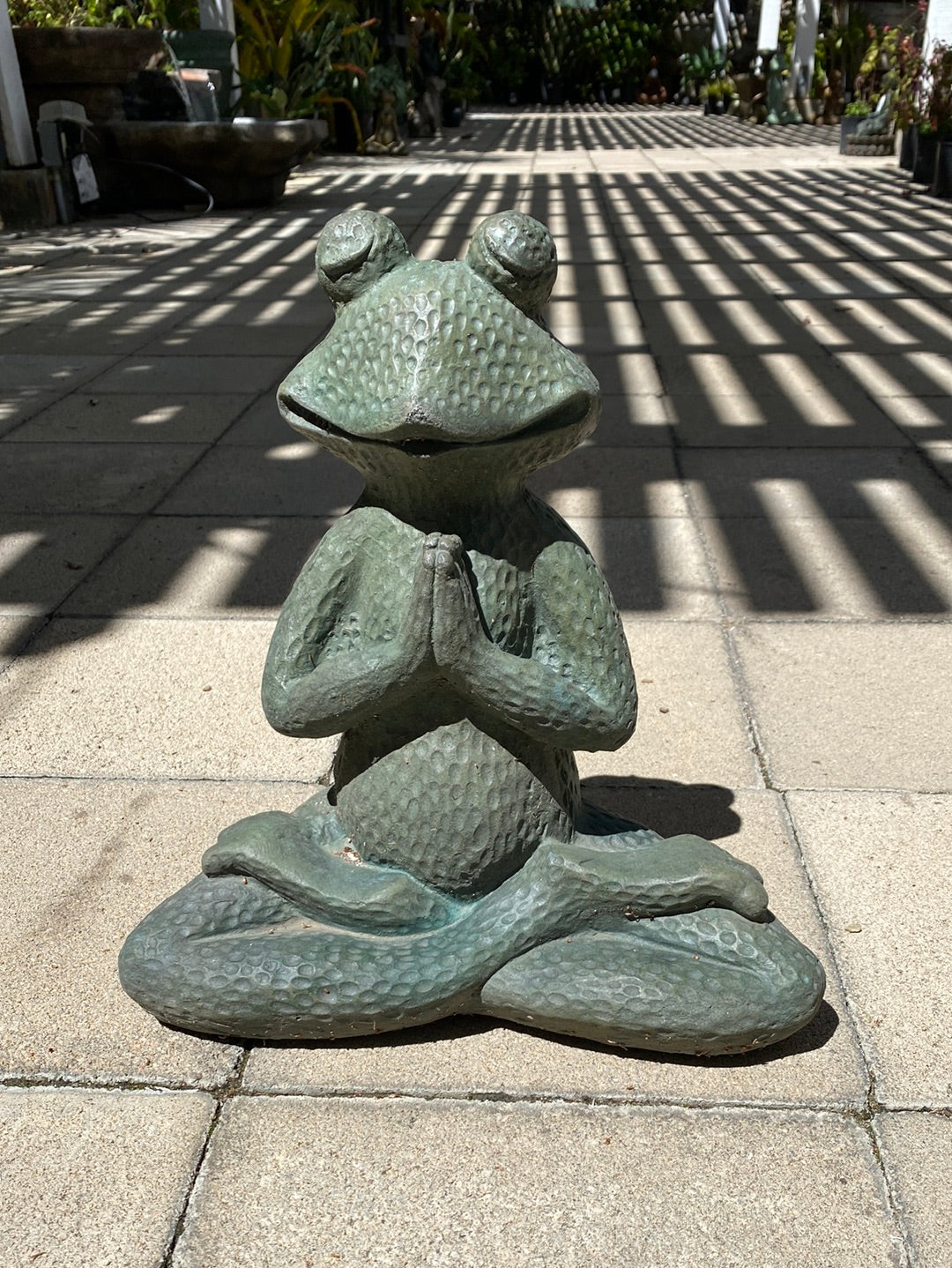 Zen Frog Statue