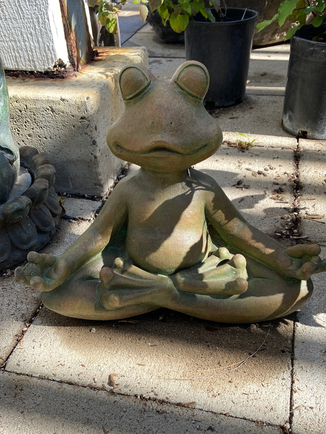 Meditating Frog Statue